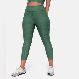 Outdoor Voices Size L 7/8 Length Warm Up Leggings Hunter